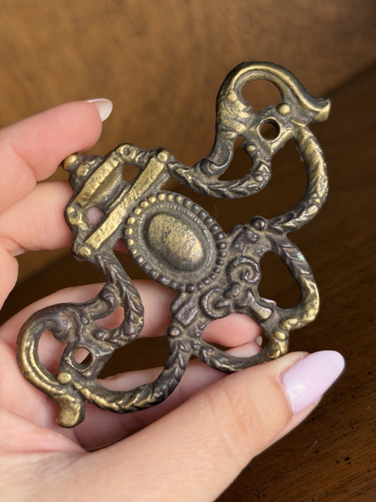 Vintage Ornate Cast Brass Furniture Escutcheon Backplate Cabinet Hardware