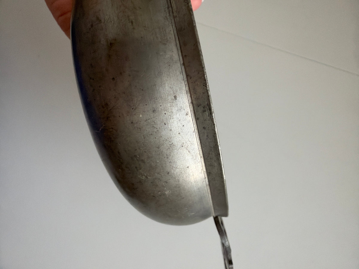 Antique Calder Pewter Porringer, Flowered Handle, Providence RI view 10