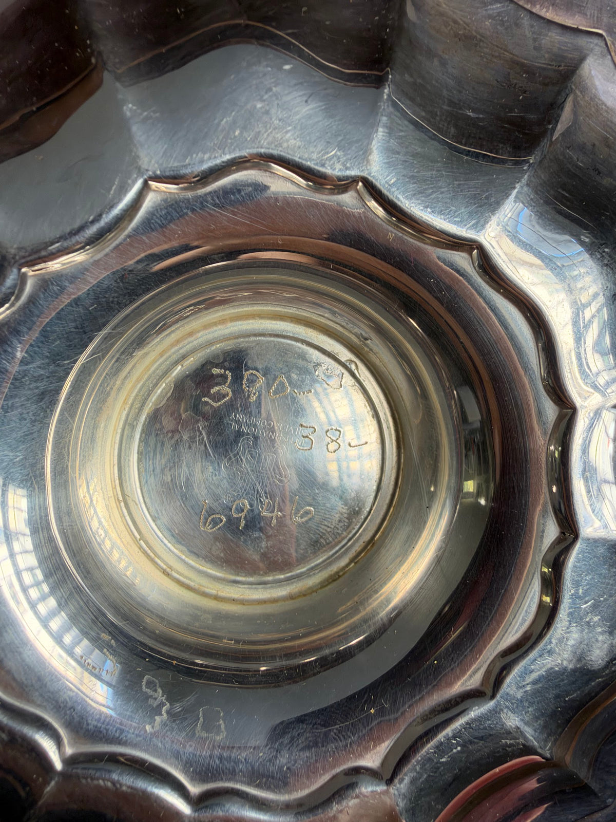 Vintage International Silver Sauce Bowl with Attached Underplate view 7