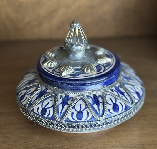 Vintage Moroccan Fes pottery lidded jar, blue and white with metal filigree